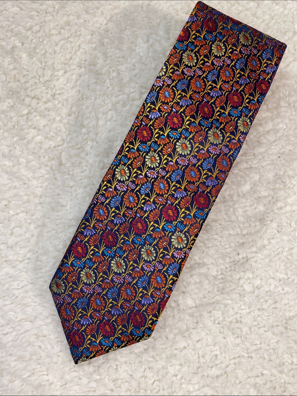 Robert Talbott Floral Necktie Best of Class 100% Silk Tie - Picture 4 of 9